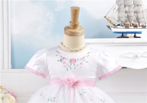 画像2: 刺繍のベビードレス (2)